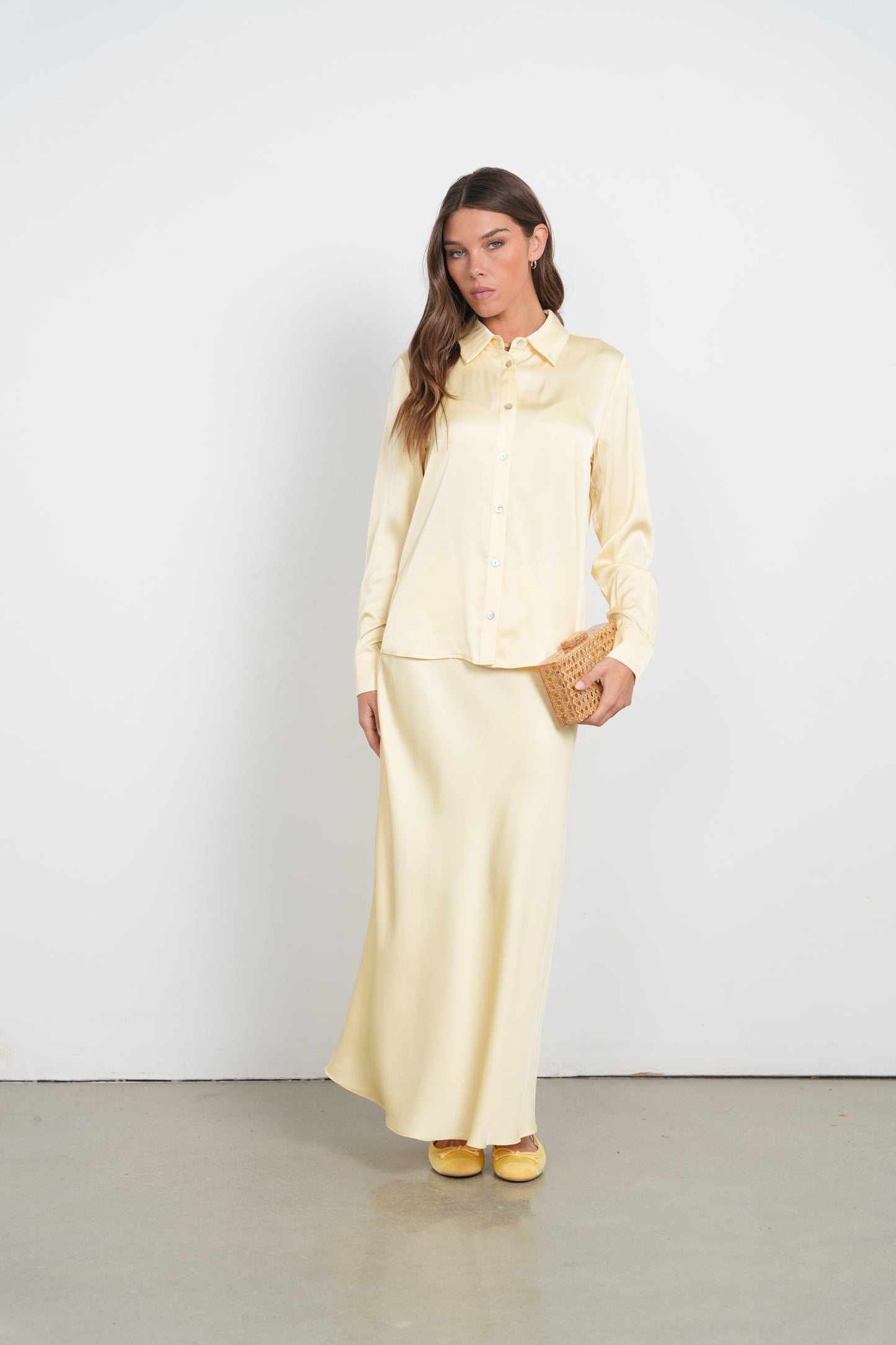 POINT SATIN STRAIGHT SKIRT