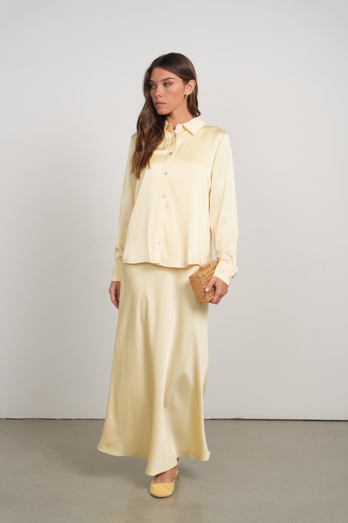 POINT SATIN STRAIGHT SKIRT