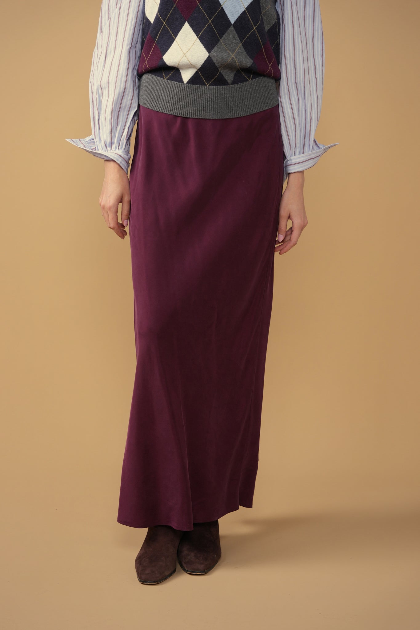 point brushed straight skirt