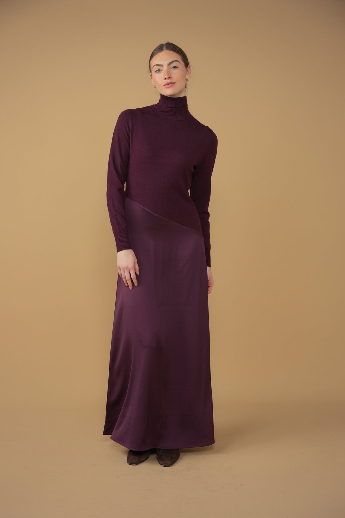 point mixed turtleneck dress