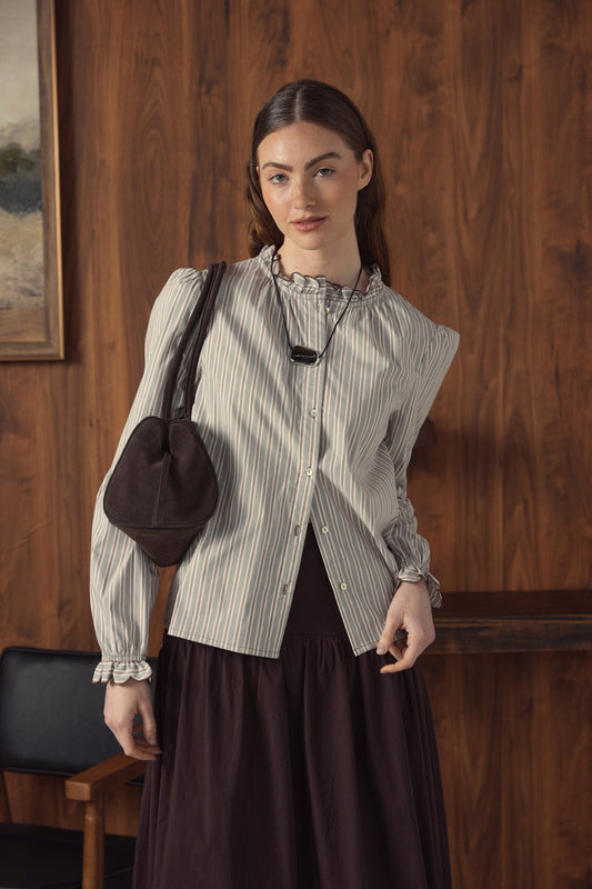 point ruffle blouse
