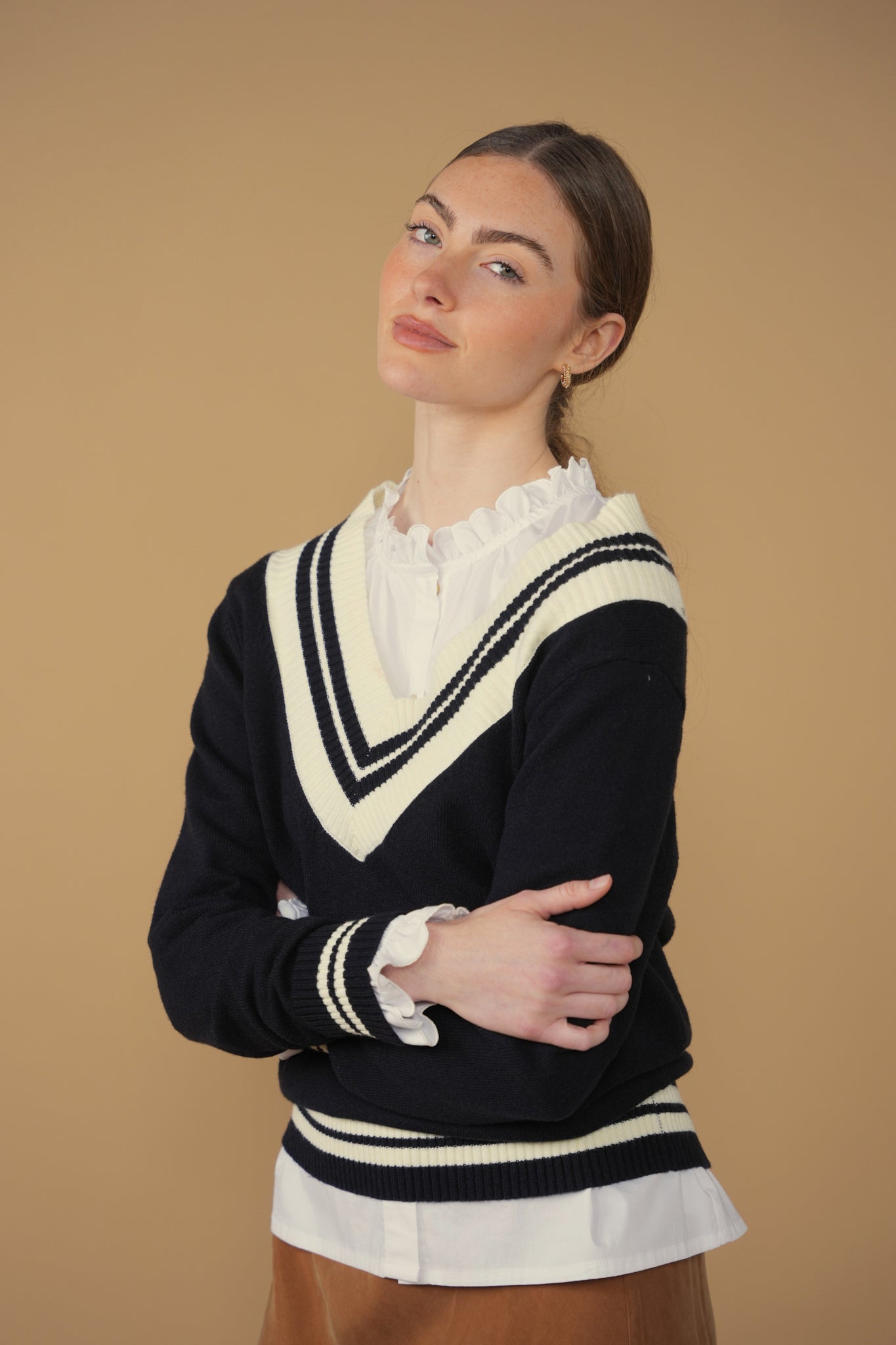 point preppy v-neck sweater