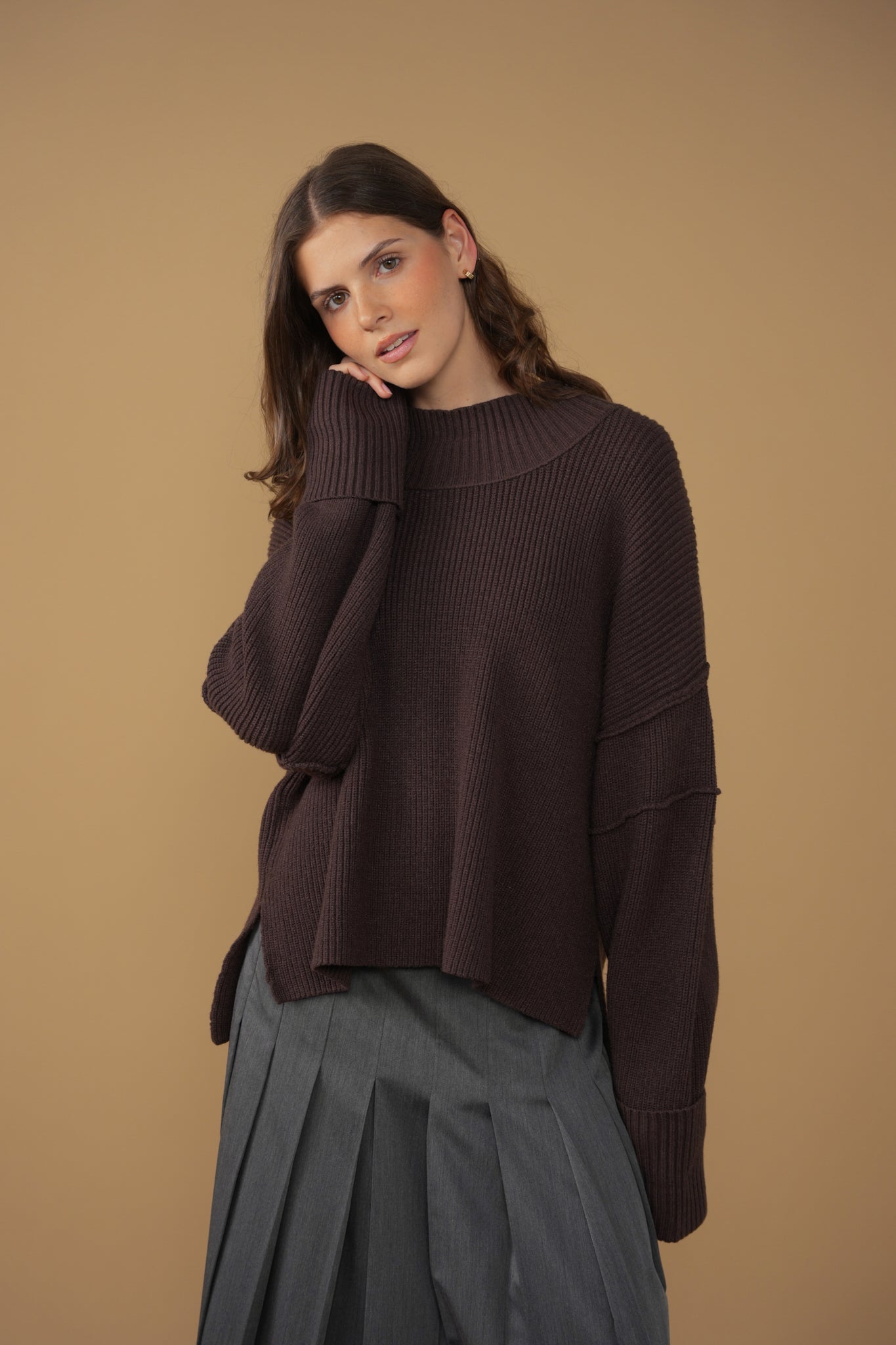 point hi-lo sweater