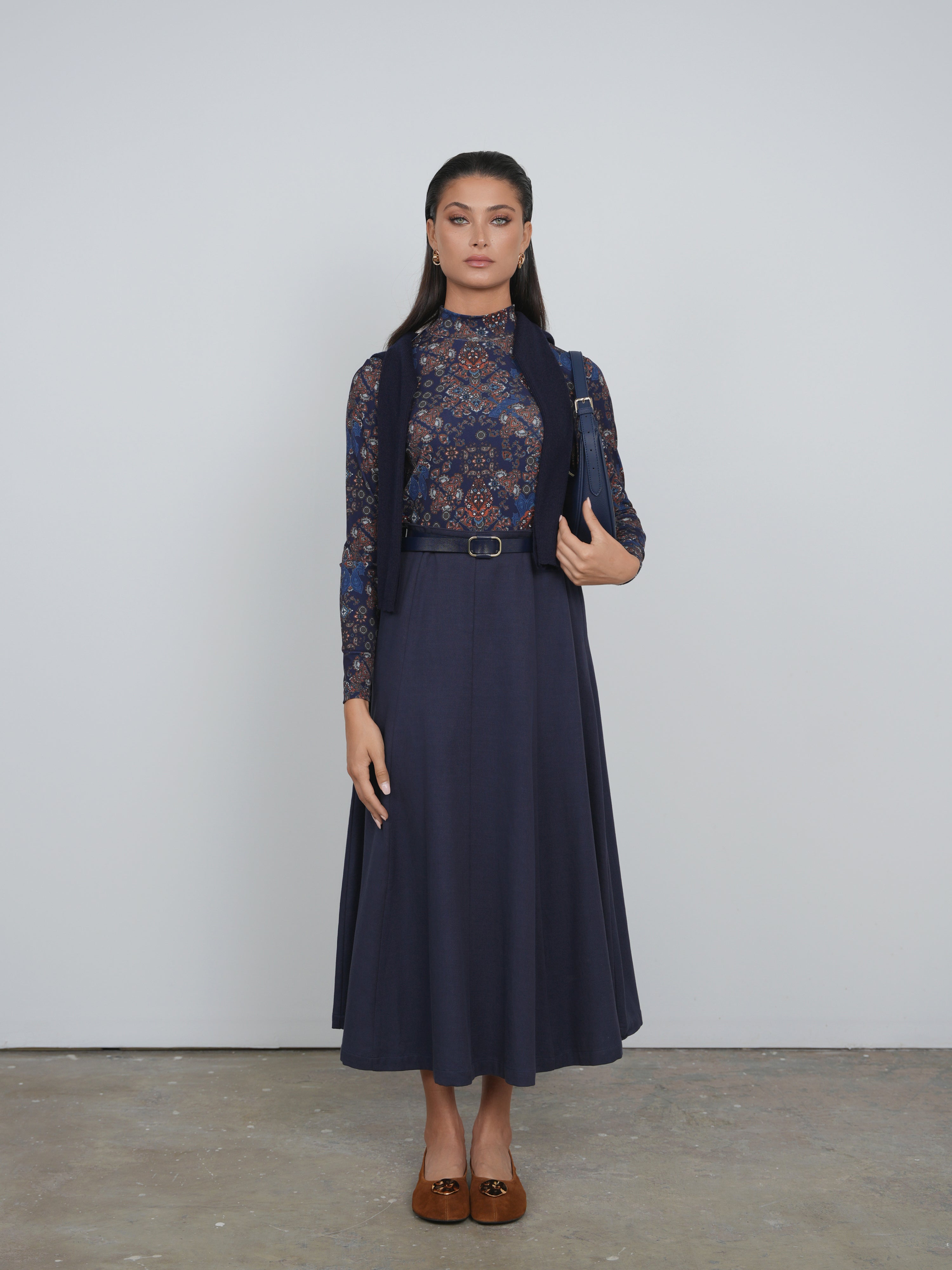 AP STUDIO SCENTOF Twill Flare Skirt紺 Erin Skirt in Twill at Atelier Delphine