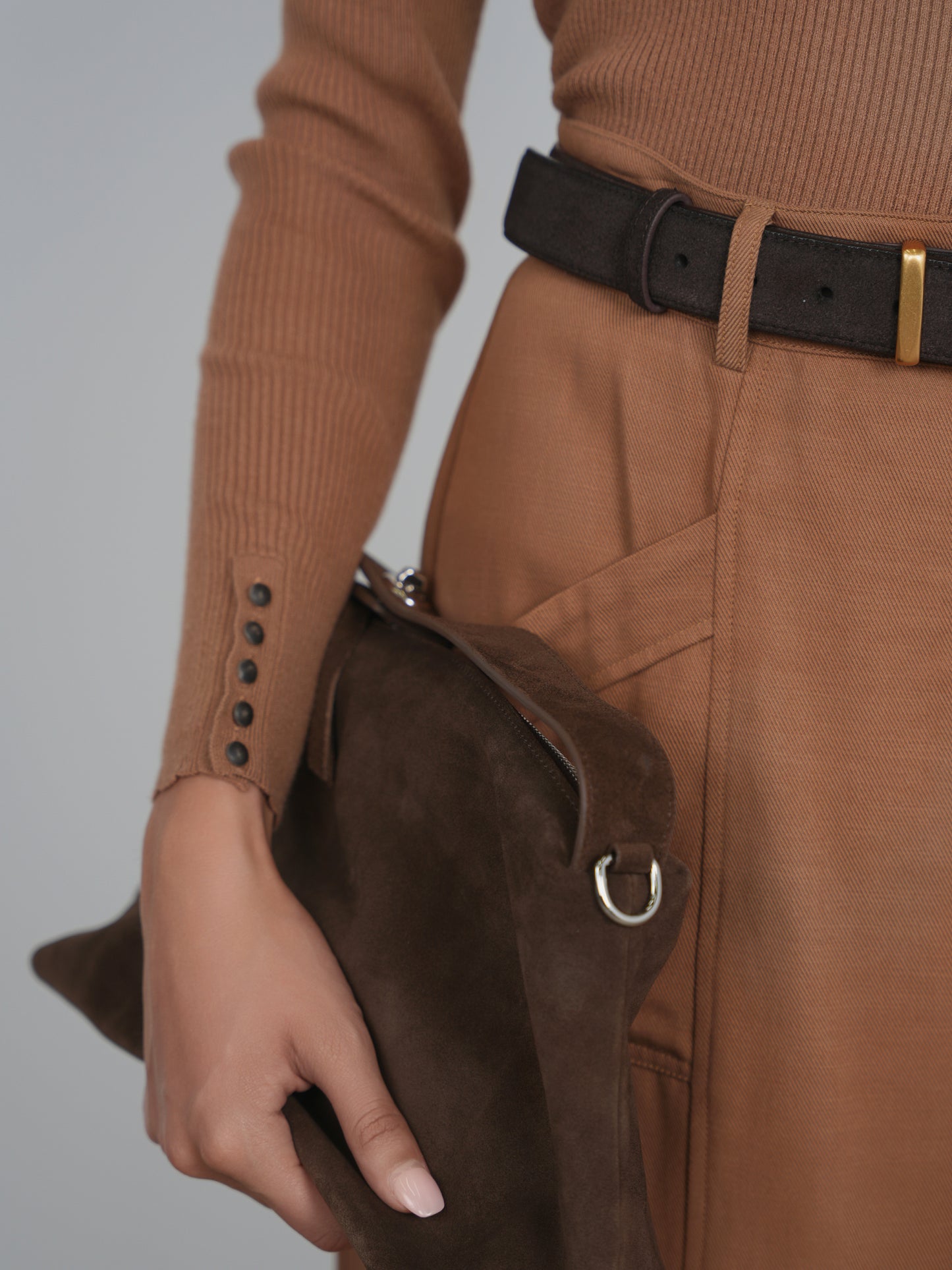 Point Scallop Knit Sweater