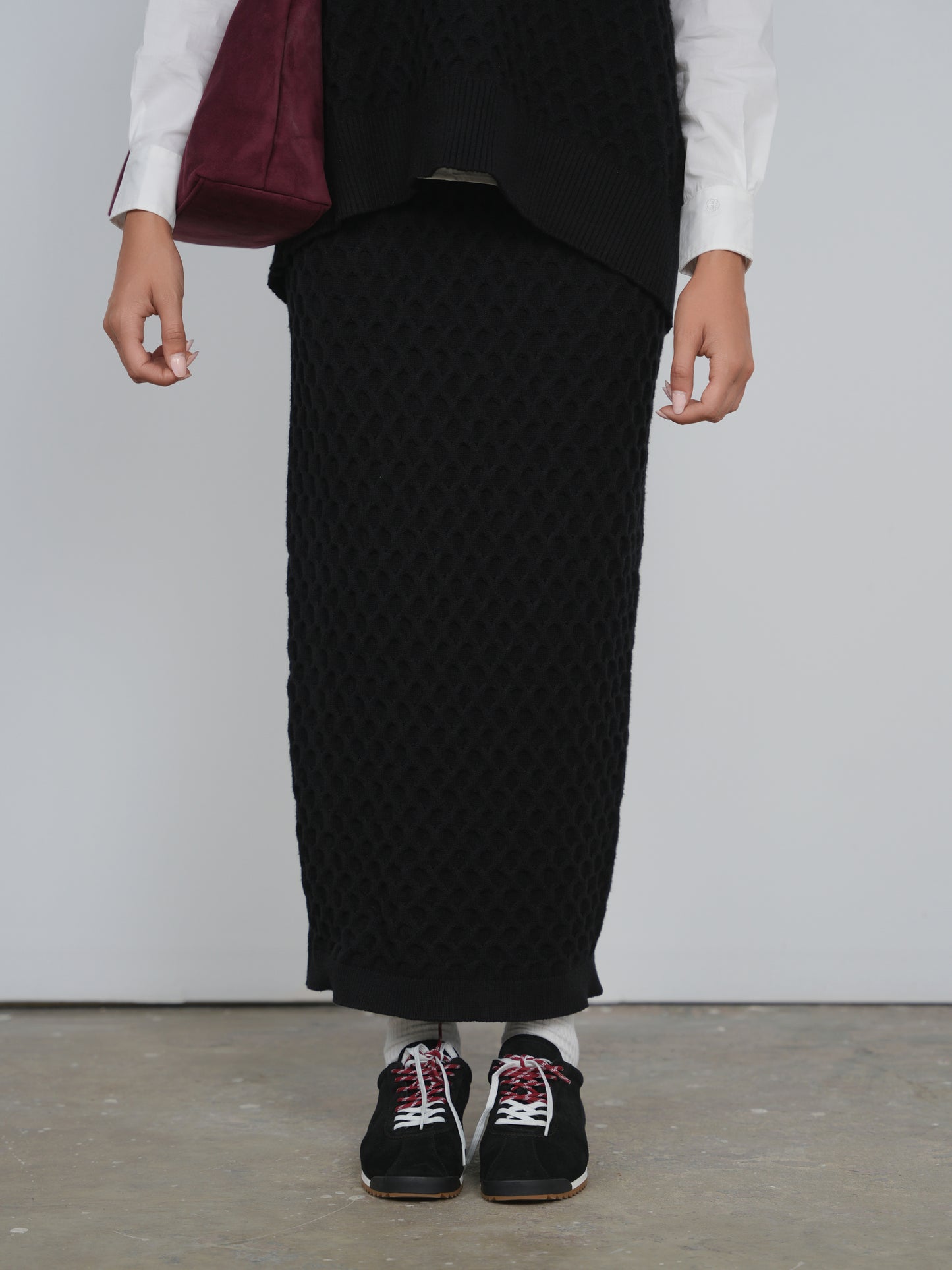 Point Straight Knit Maxi Skirt