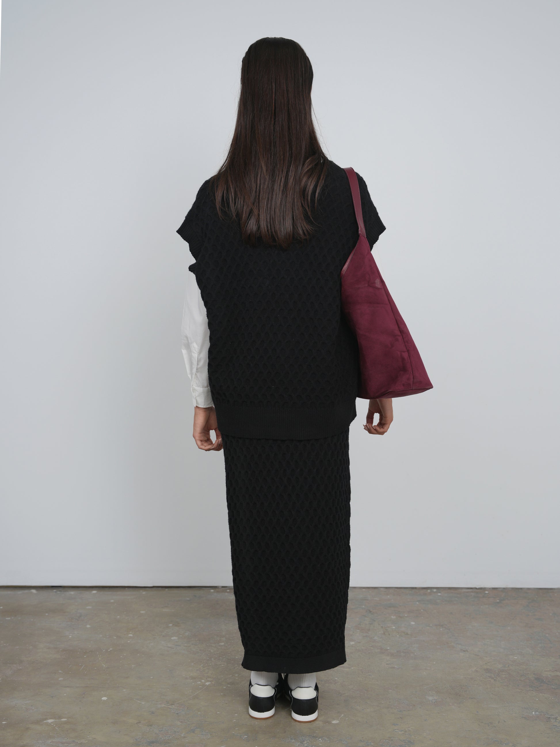 Point V-neck Oversized Sweater Vest