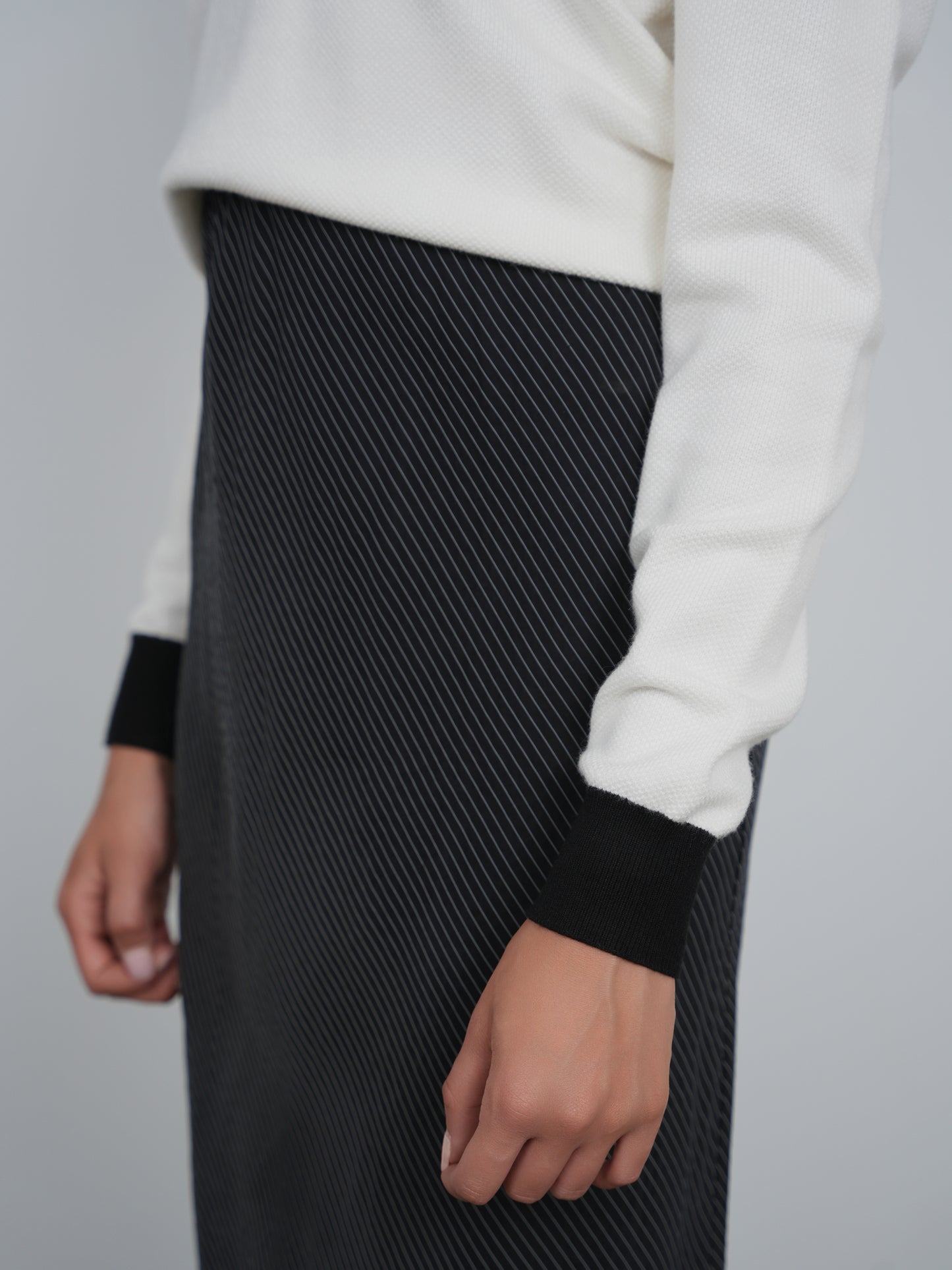 Point Brushed Straight Slip Skirt