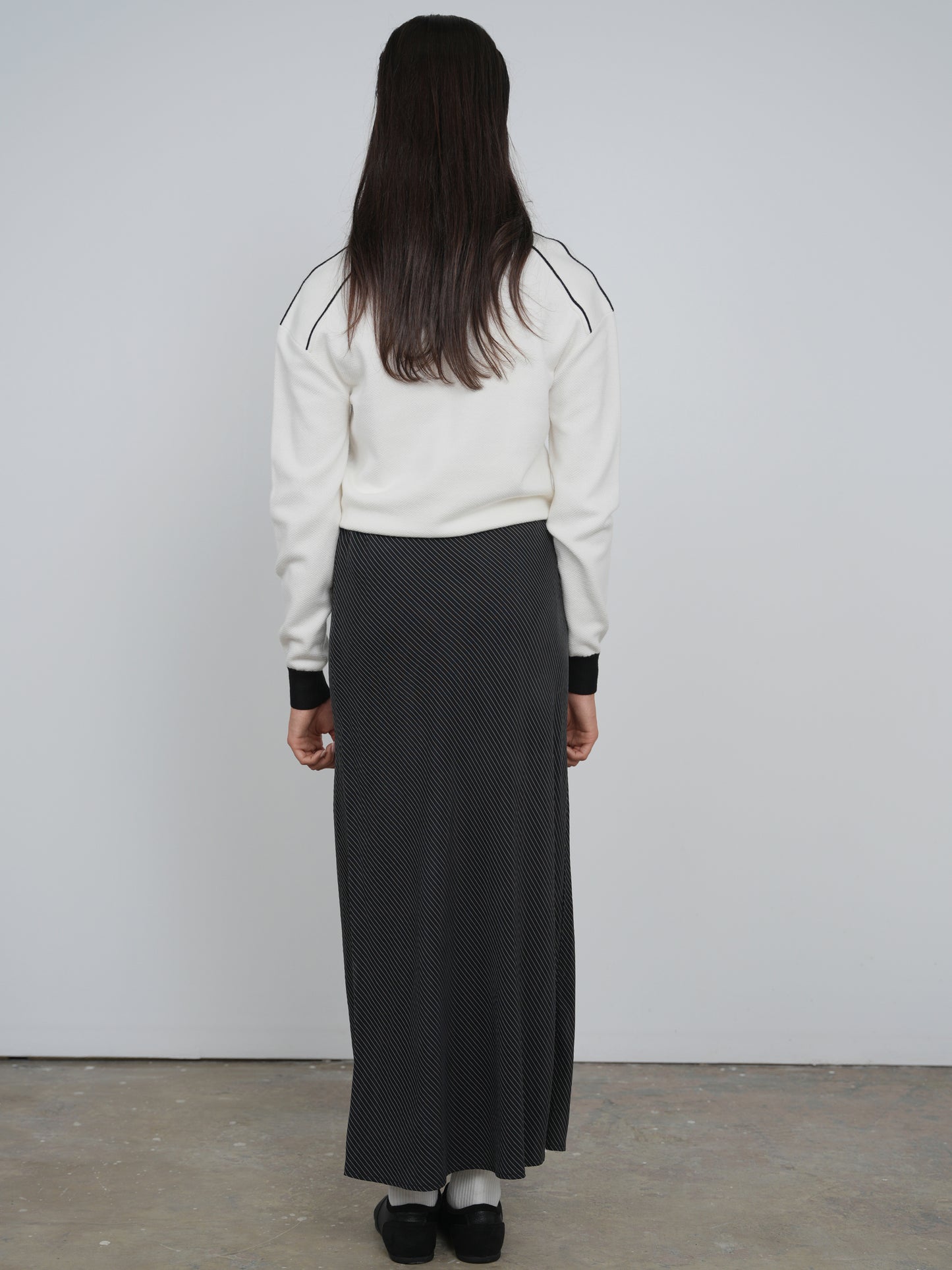 Point Brushed Straight Slip Skirt