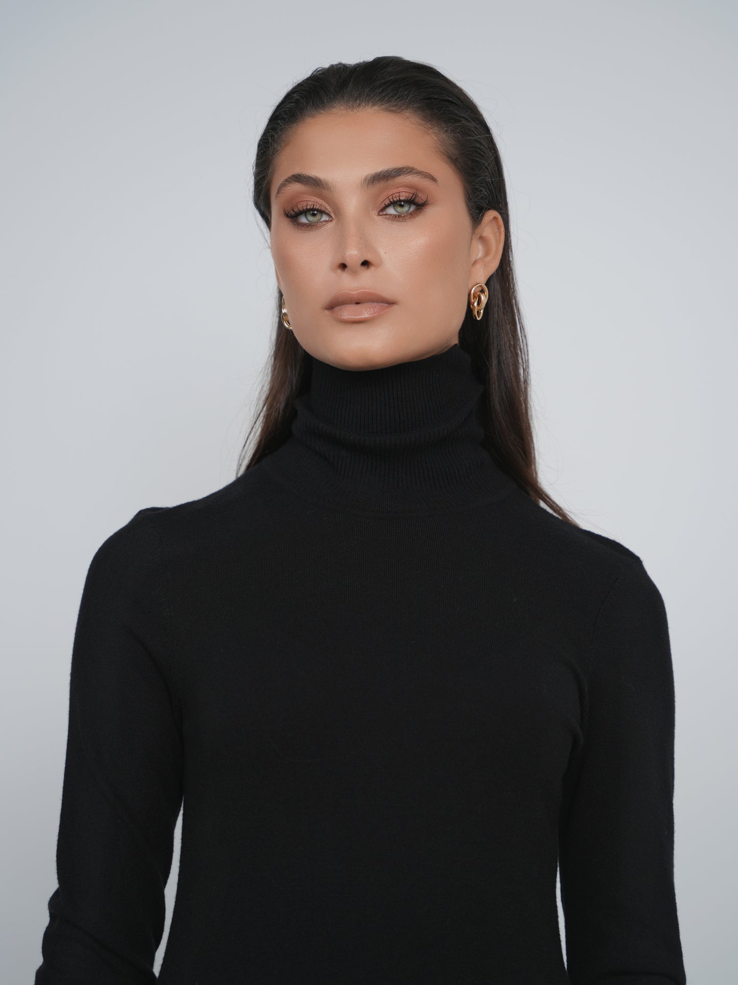 Point Mixed Turtleneck Dress