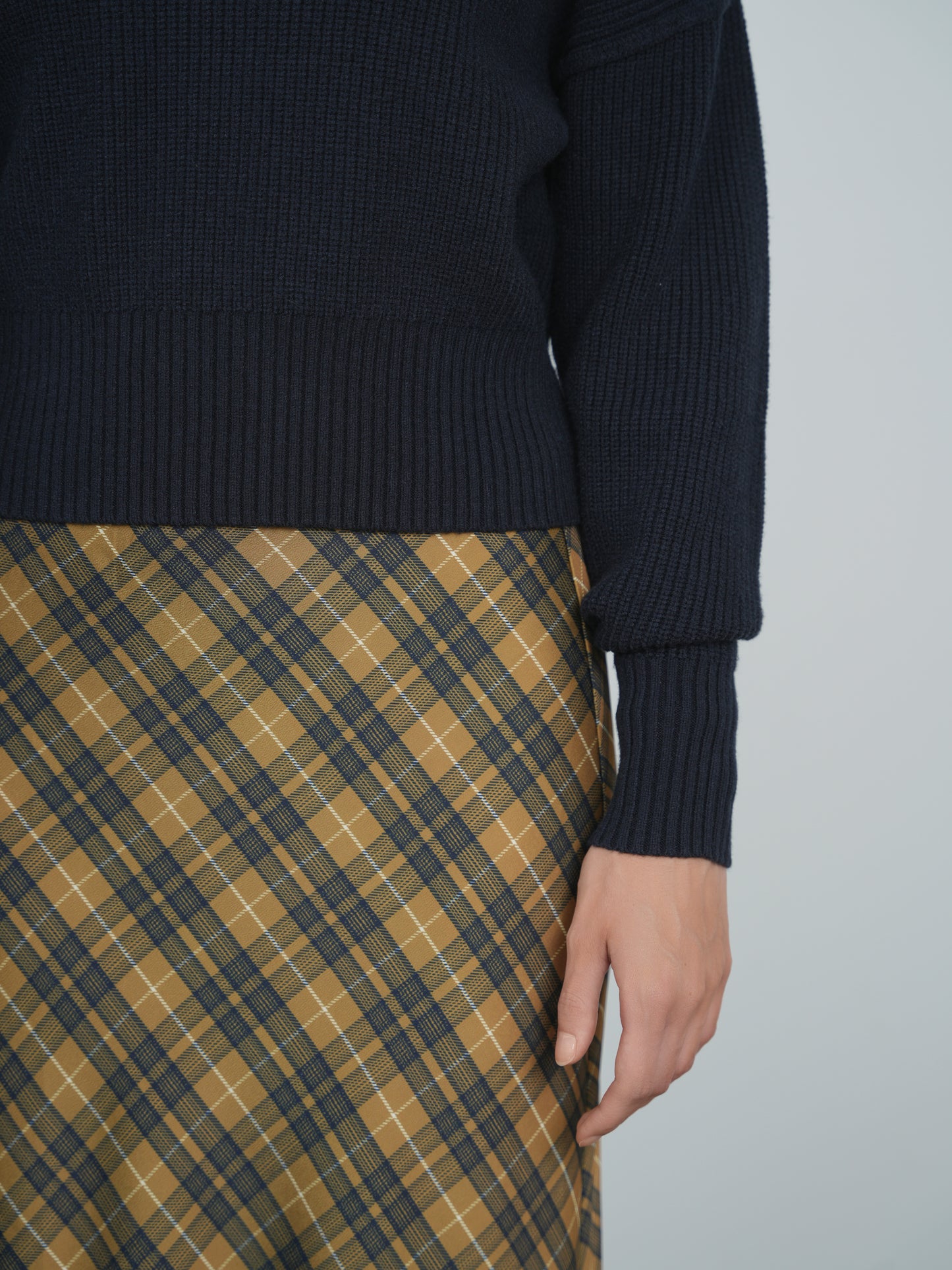 Point Chunky Knit V-neck Sweater