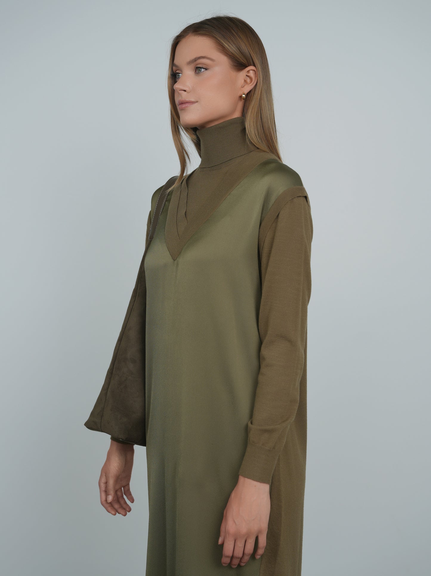 Point Mixed Satin Maxi Dress