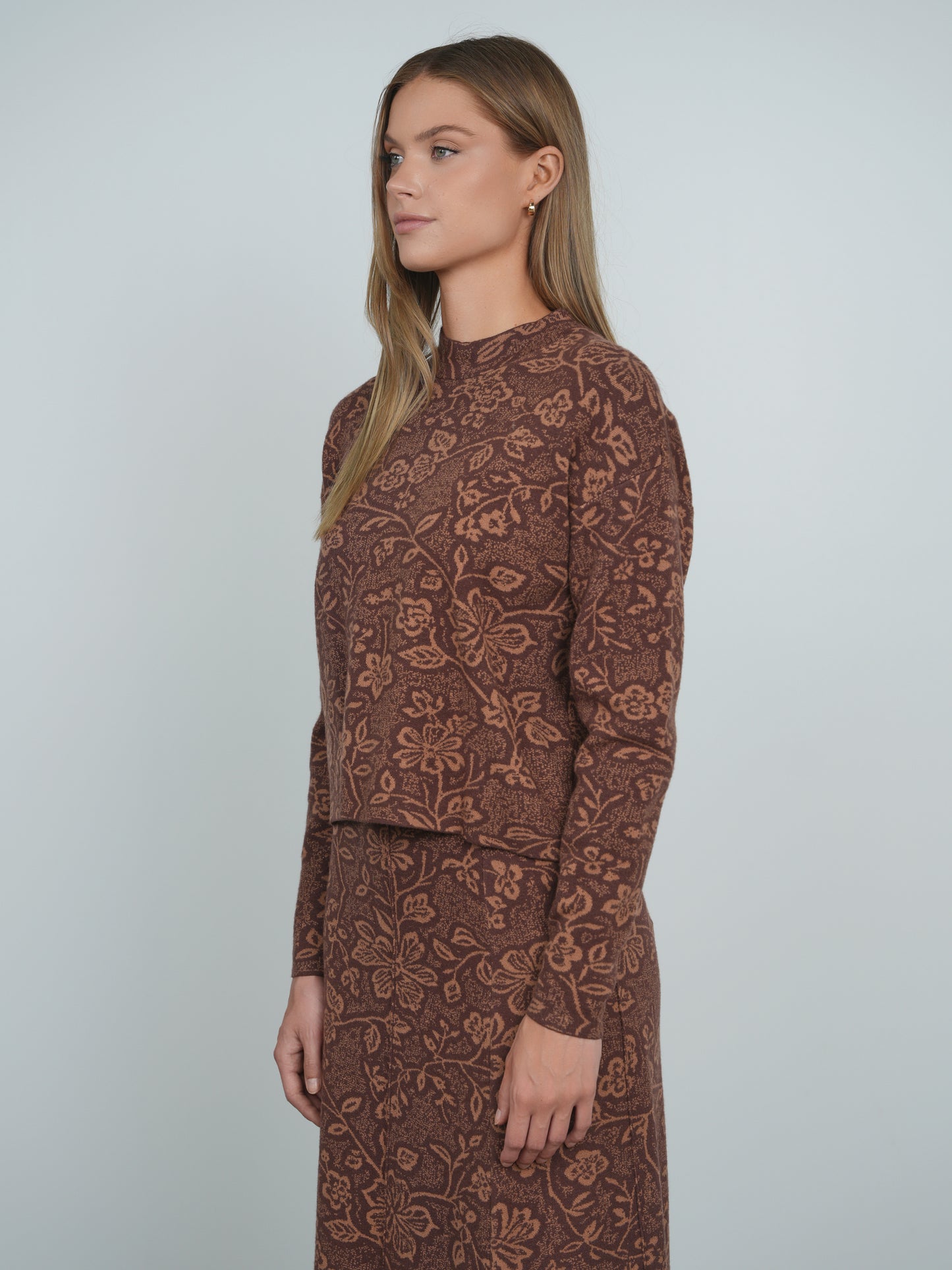 Point Drop Shoulder Sweater