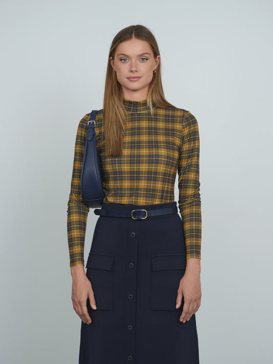 Point Printed Mock Neck Top