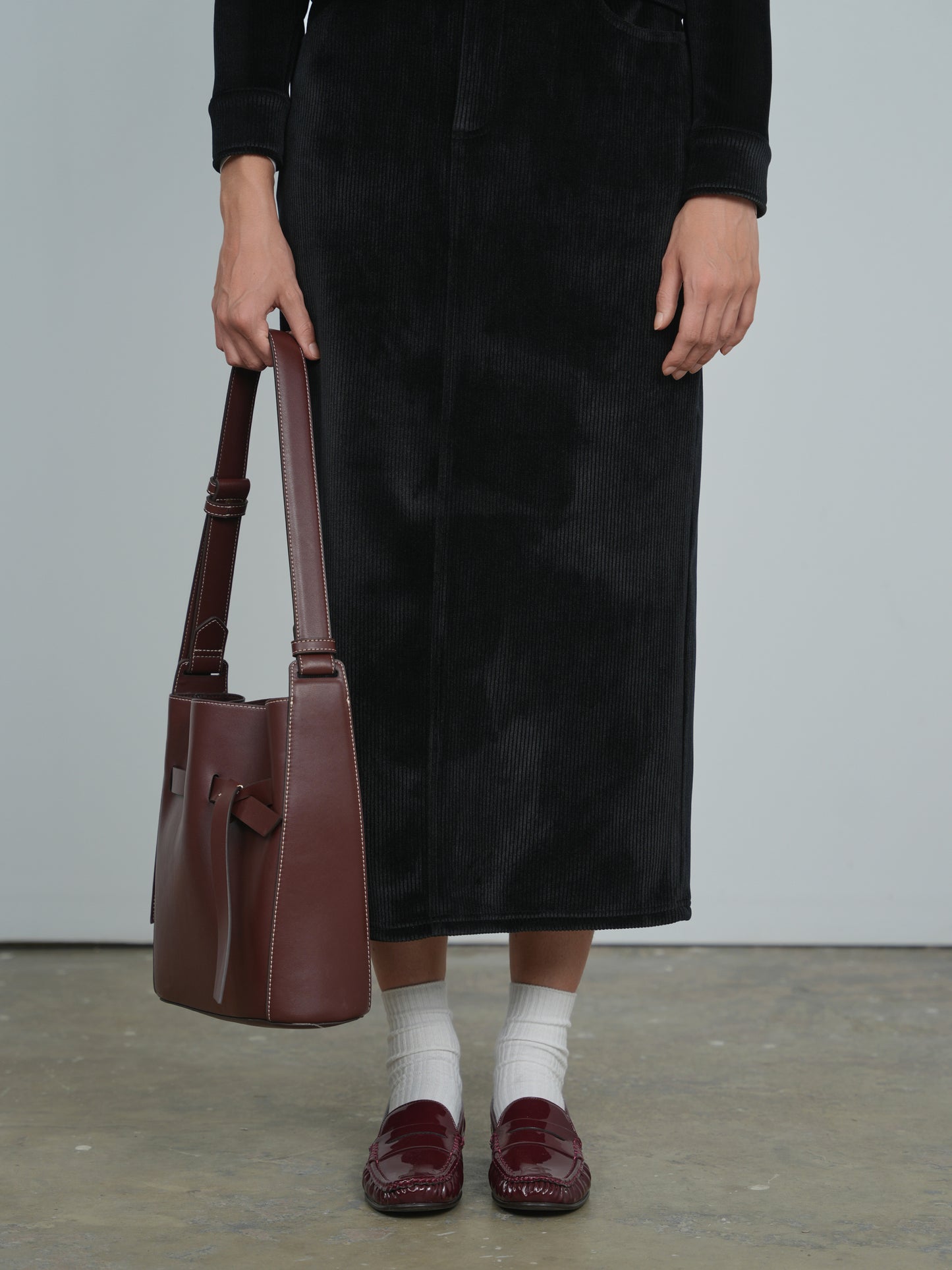 Point Ribbed Velour Maxi Skirt