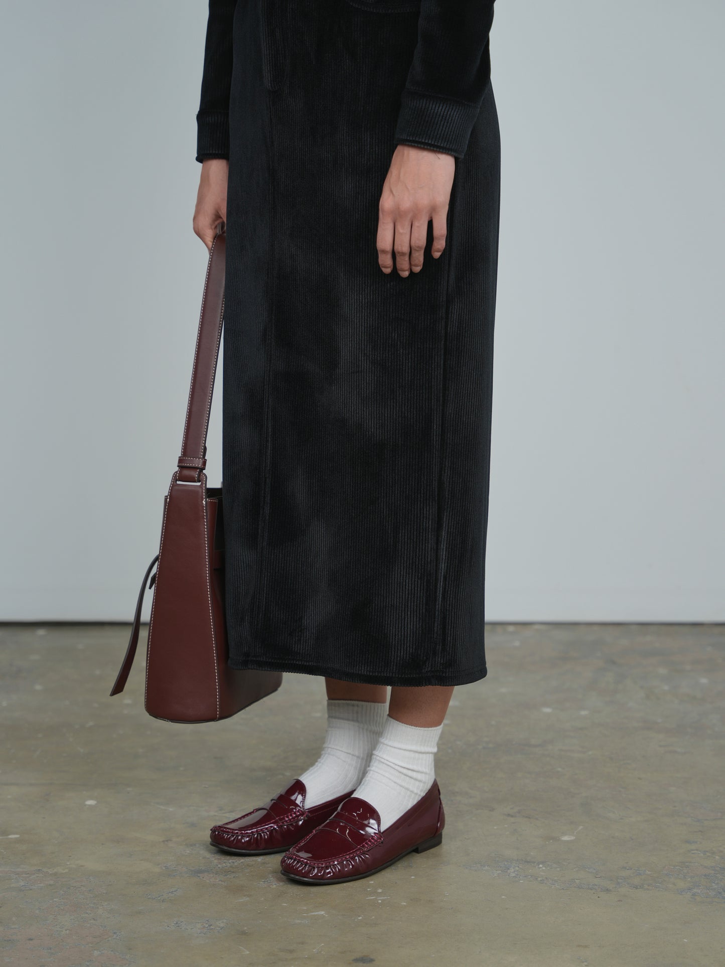 Point Ribbed Velour Maxi Skirt