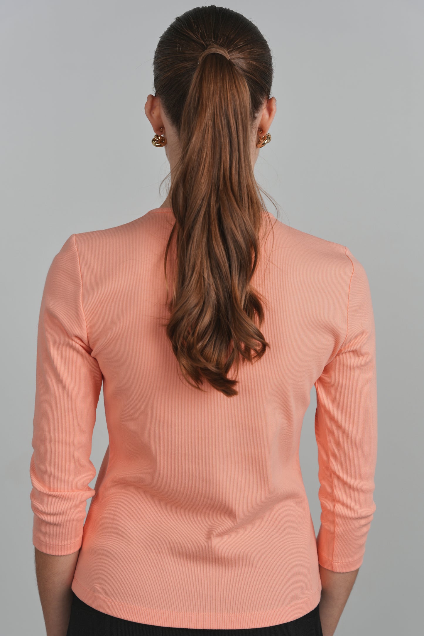 POINT 3/4 SLEEVE V NECK TEE