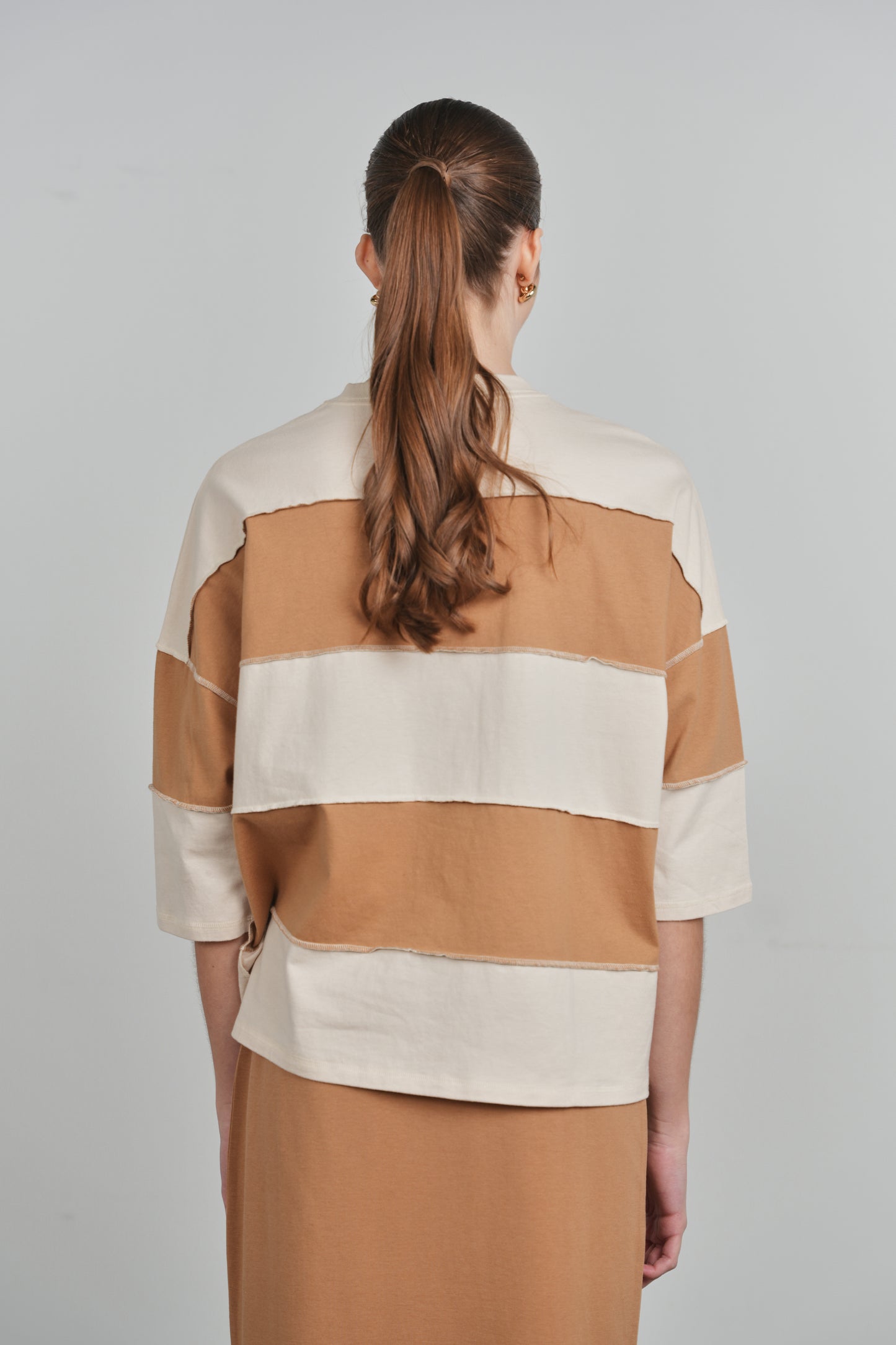 POINT PIECED TEE