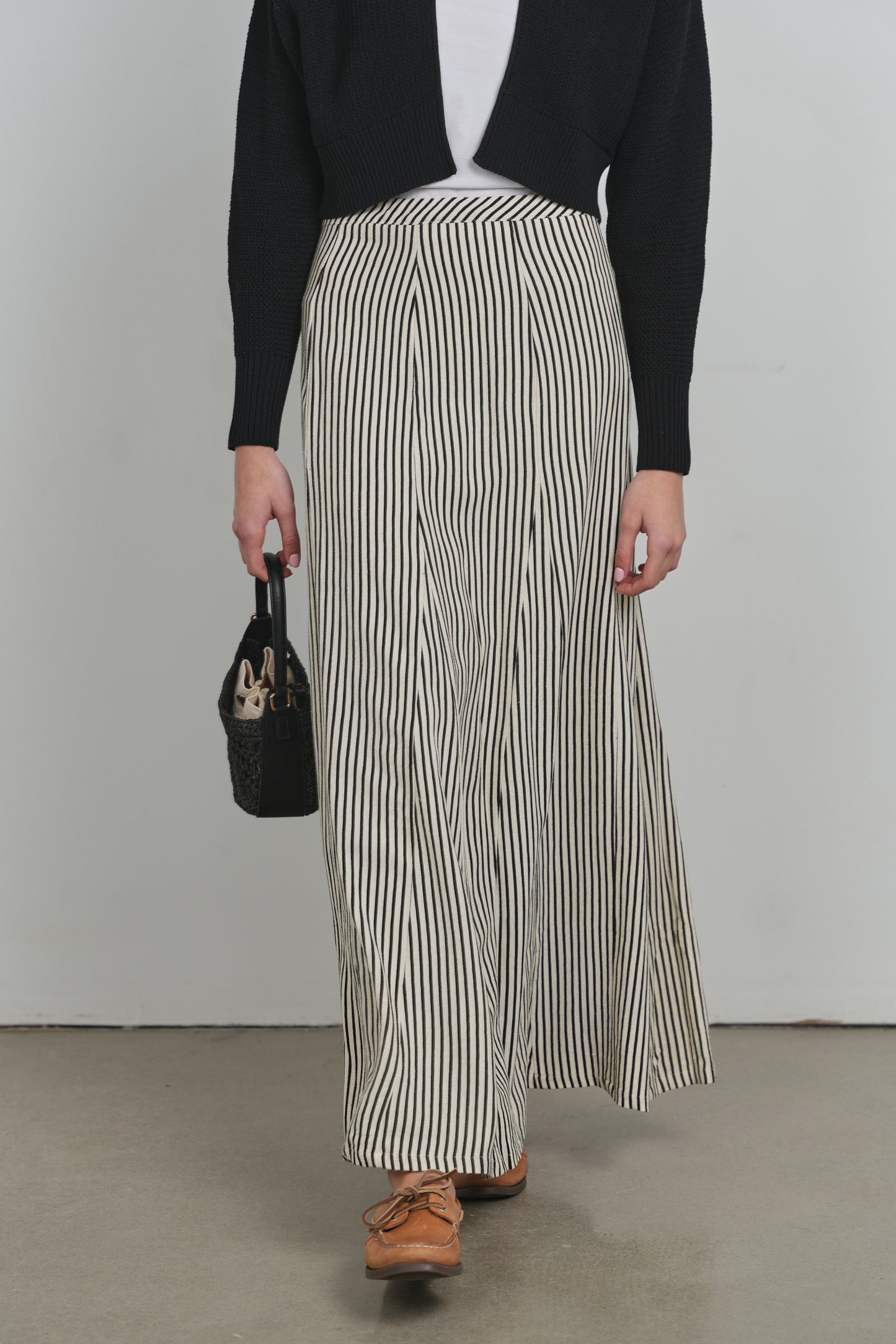 POINT GORED LINEN SKIRT