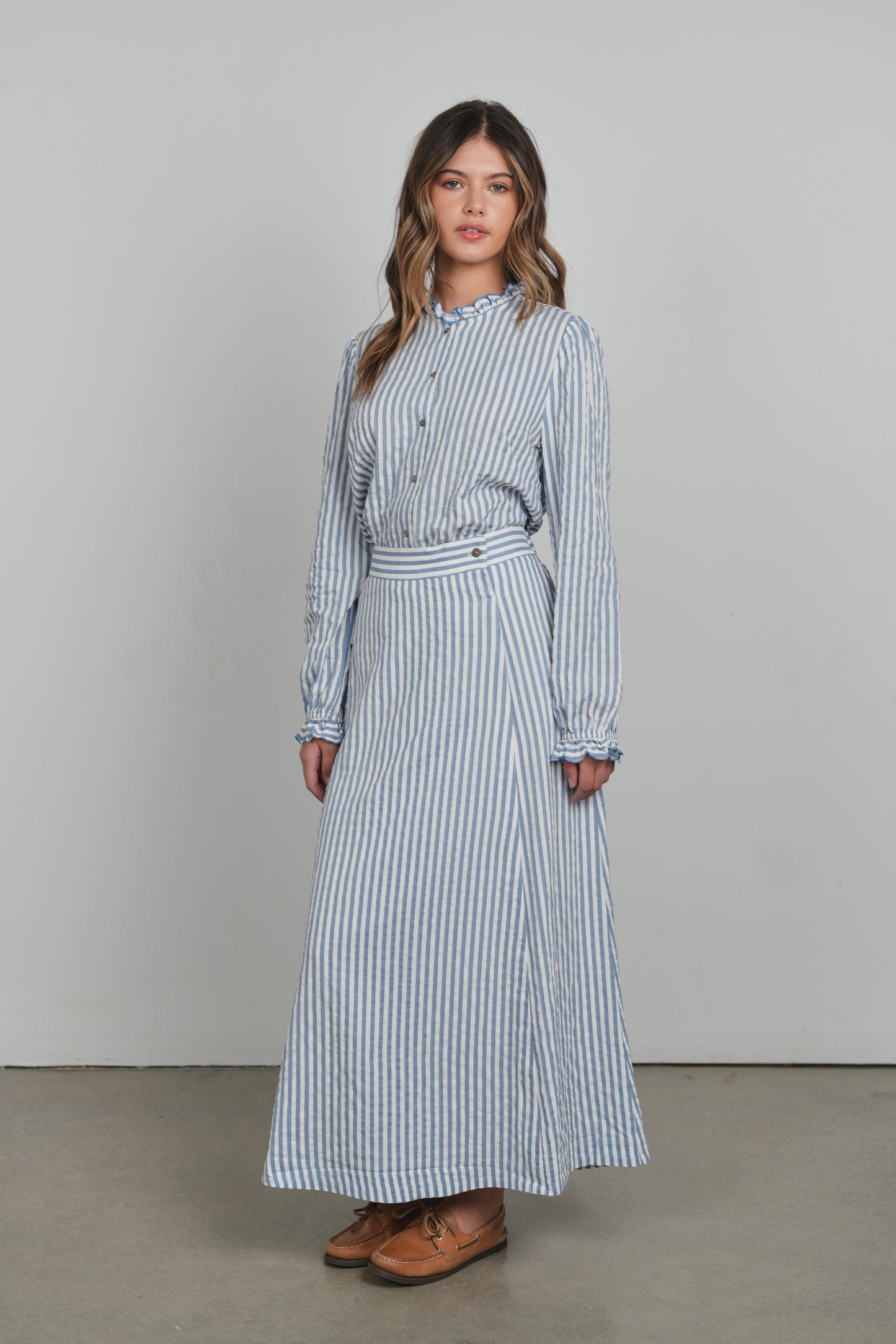 POINT WRAP SKIRT