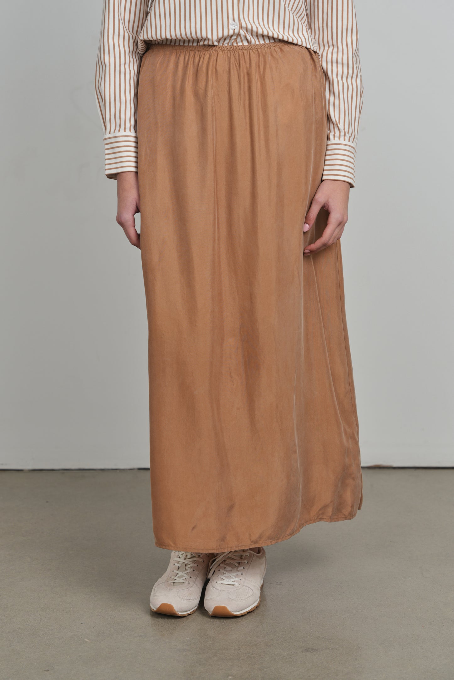 POINT BRUSHED A-LINE SKIRT