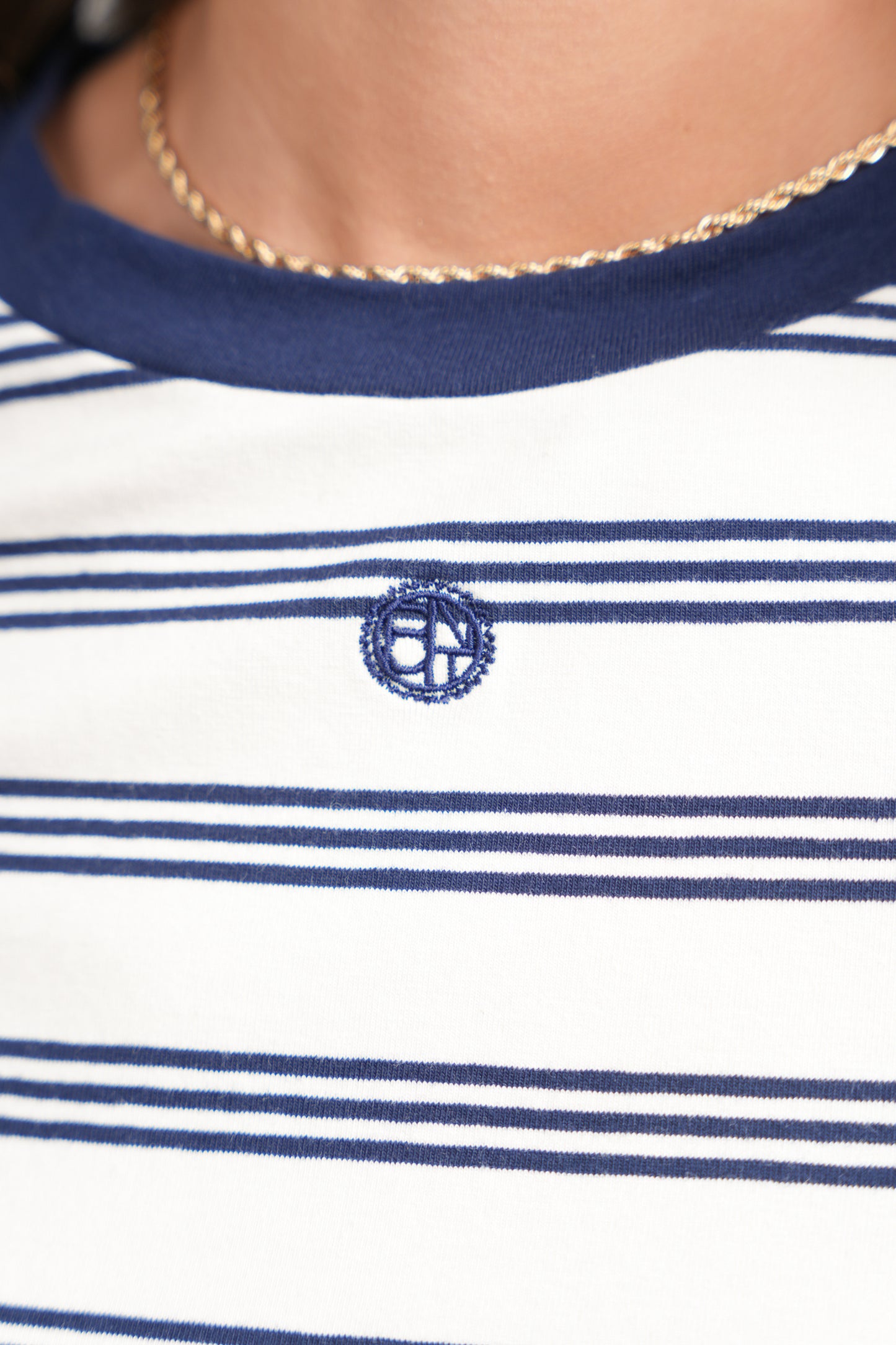 POINT STRIPE LOGO CREW