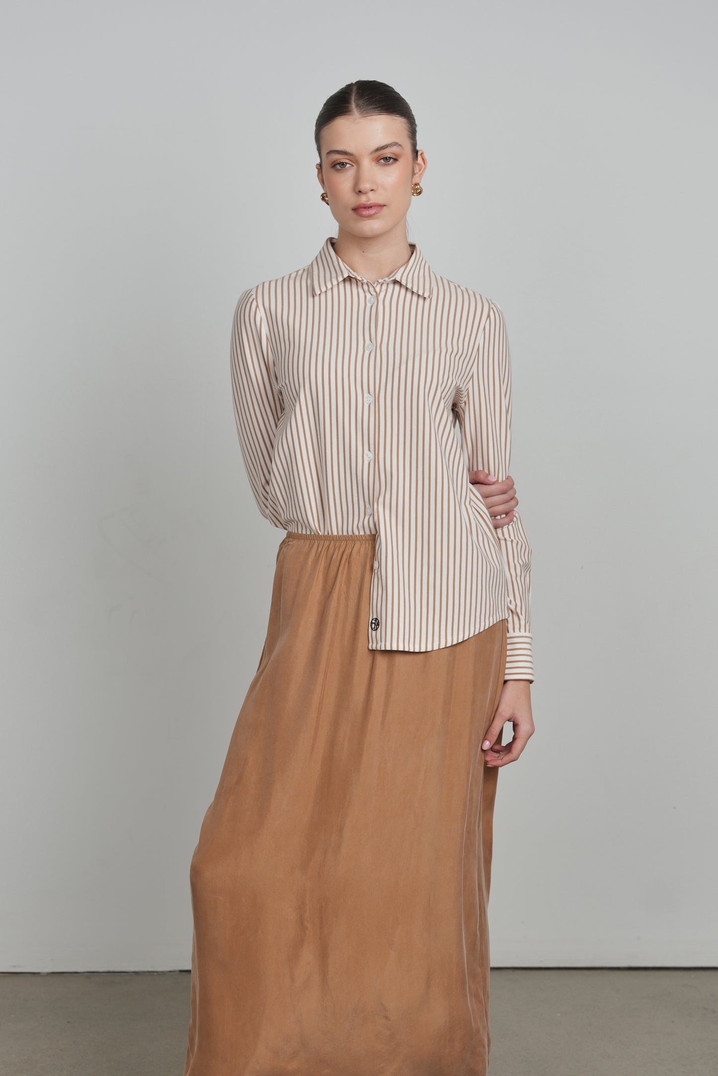 POINT KNIT BUTTON UP SHIRT