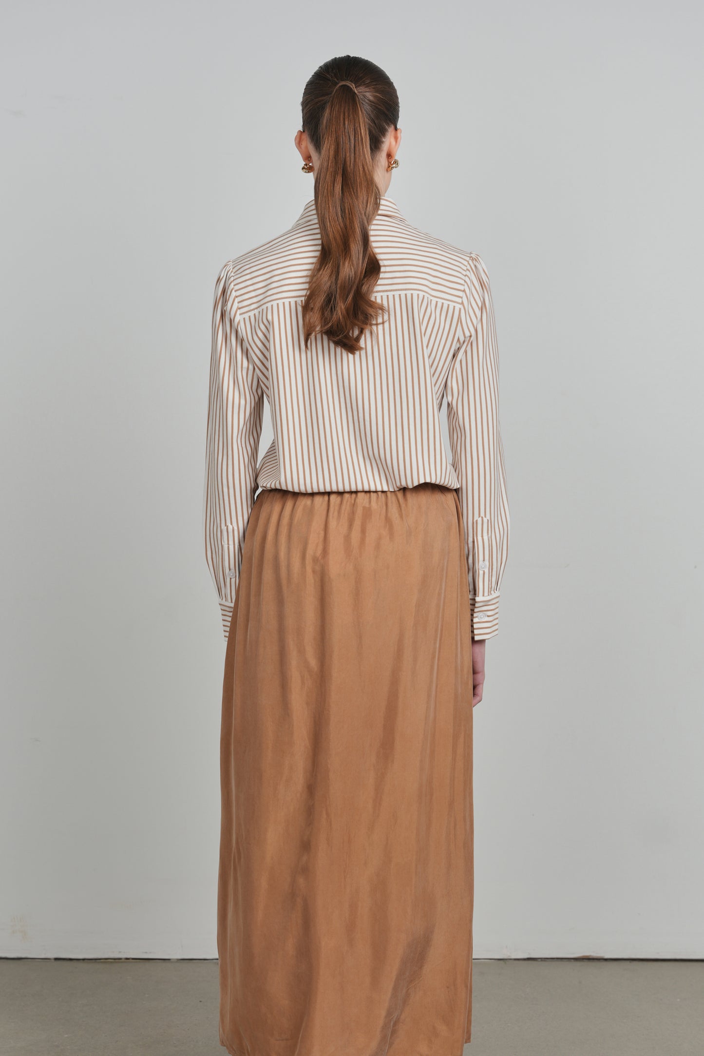 POINT KNIT BUTTON UP SHIRT
