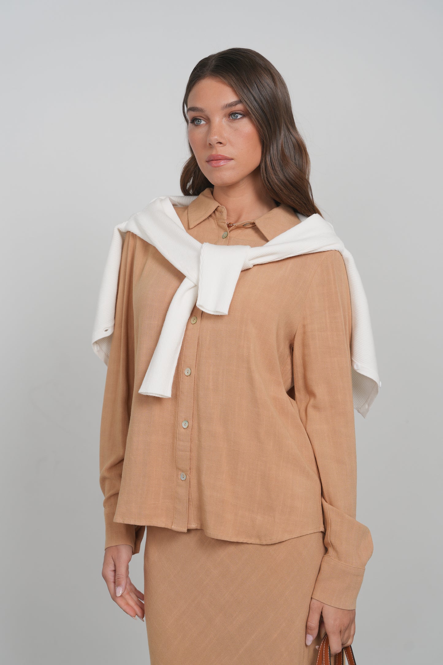 POINT LINEN BUTTON UP SHIRT