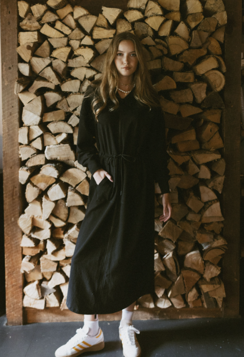 Point sweatshirt dress Point sweatshirt dress