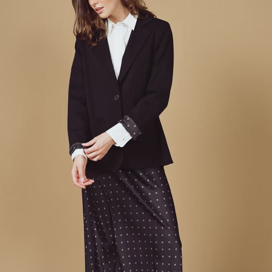 point relaxed knit blazer